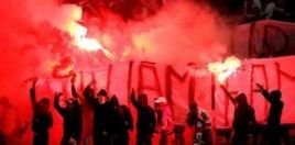 Scandal in Ghencea! Rusii au aruncat cu torte in fanii Unirii! Romanii au sarit la bataie.jpg