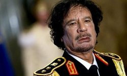 1286553377Gaddafi_03_571468a.jpg