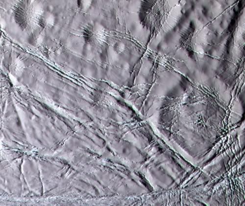 cassini_snowy_enceladus.jpg